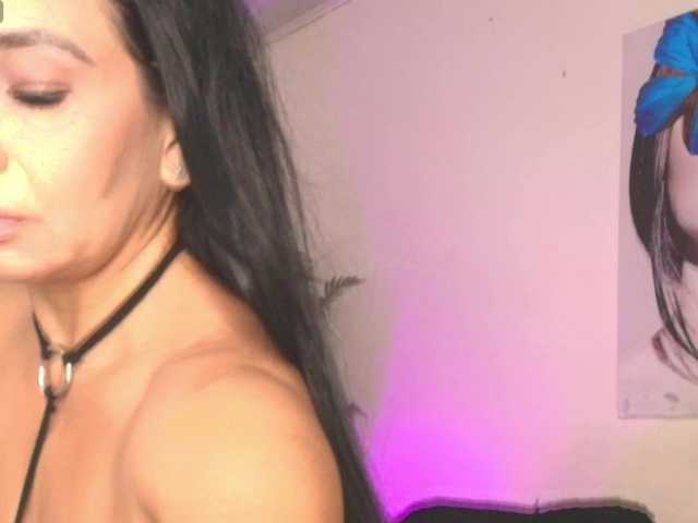 Pammela-smith live cam on BongaCams