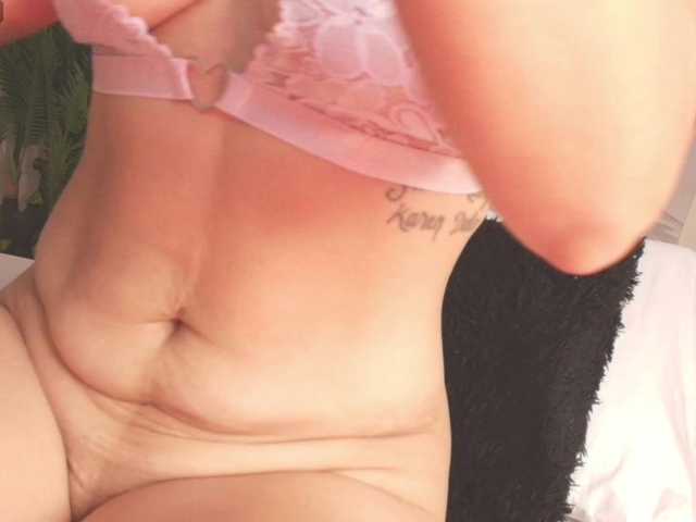 Pammela-smith live cam on BongaCams