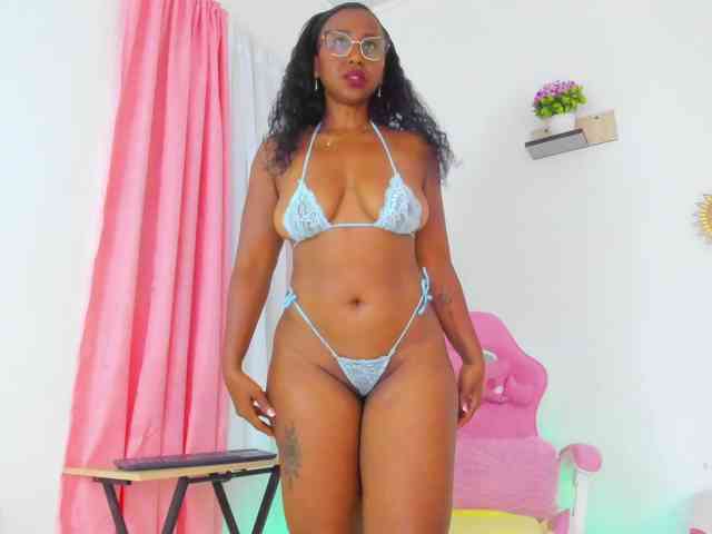 AlexaJhonson10 webcam