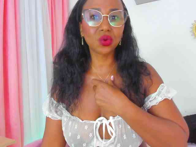 AlexaJhonson10 webcam