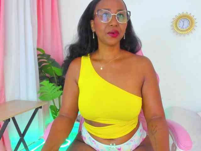 AlexaJhonson10 webcam