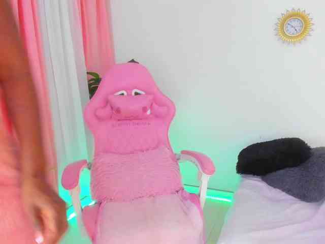 Alexajhonson10 Live Webcam on BongaCams