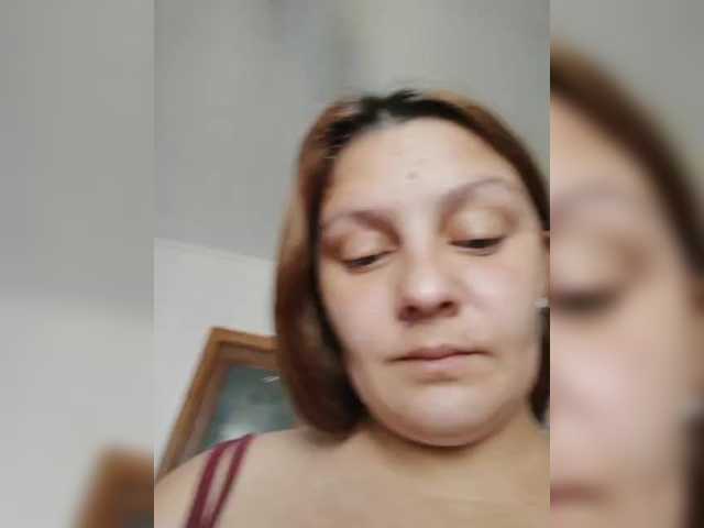 Sex chat gratuit in direct cu ZekinderW pe BongaCams