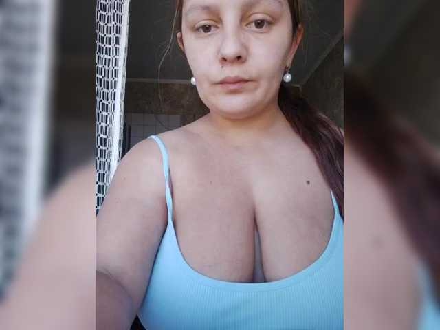 Sex chat gratuit in direct cu ZekinderW pe BongaCams