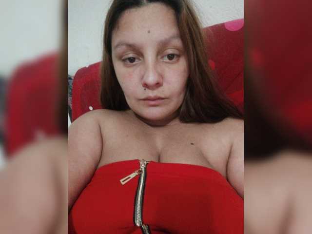 ZekinderW live cam on BongaCams