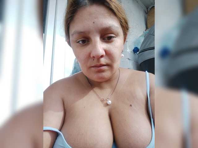 ZekinderW live cam on BongaCams