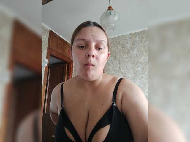 Sex chat gratuit in direct cu ZekinderW pe BongaCams