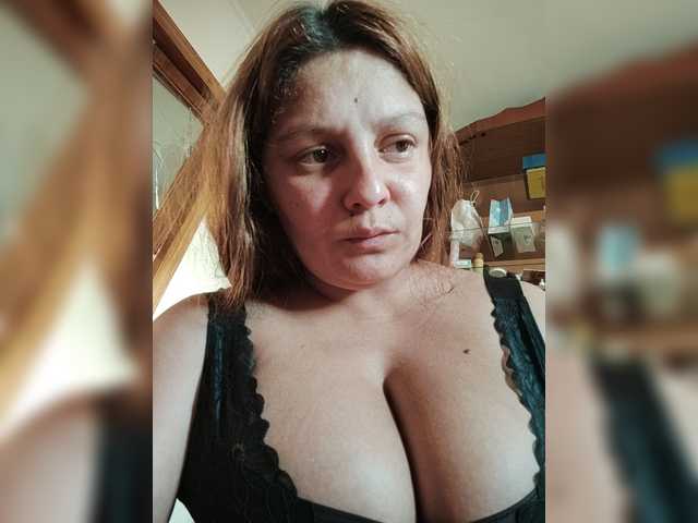 ZekinderW live cam on BongaCams