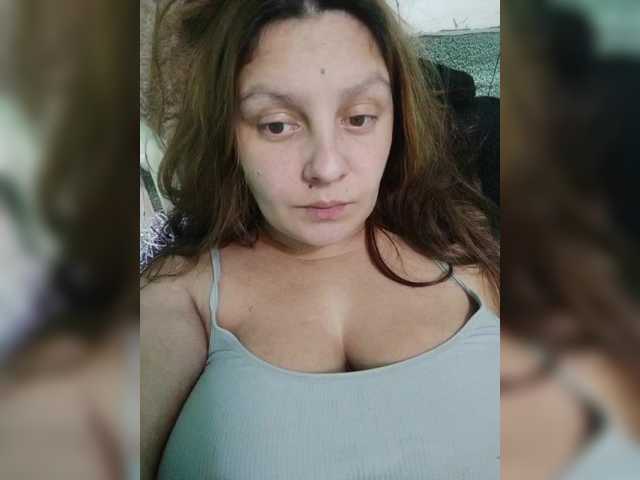 ZekinderW live webcam show