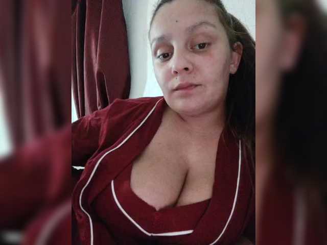 Sex chat gratuit in direct cu ZekinderW pe BongaCams