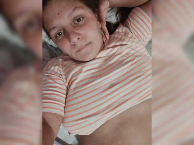 Sex chat gratuit in direct cu ZekinderW pe BongaCams