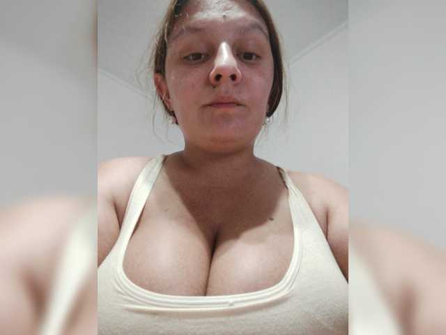 Sex chat gratuit in direct cu ZekinderW pe BongaCams