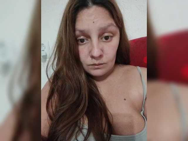 Sex chat gratuit in direct cu ZekinderW pe BongaCams