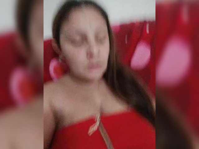 ZekinderW live webcam show