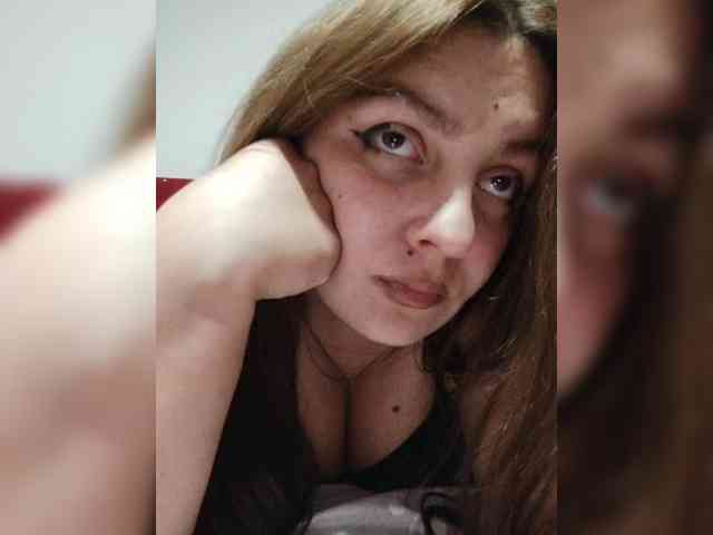 ZekinderW webcam