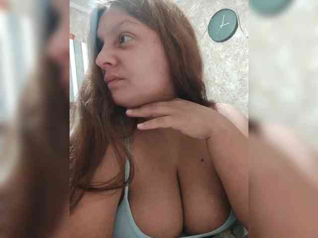 ZekinderW Sex Cam Show