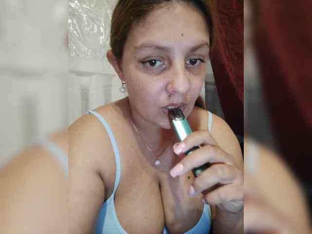 ZekinderW webcam