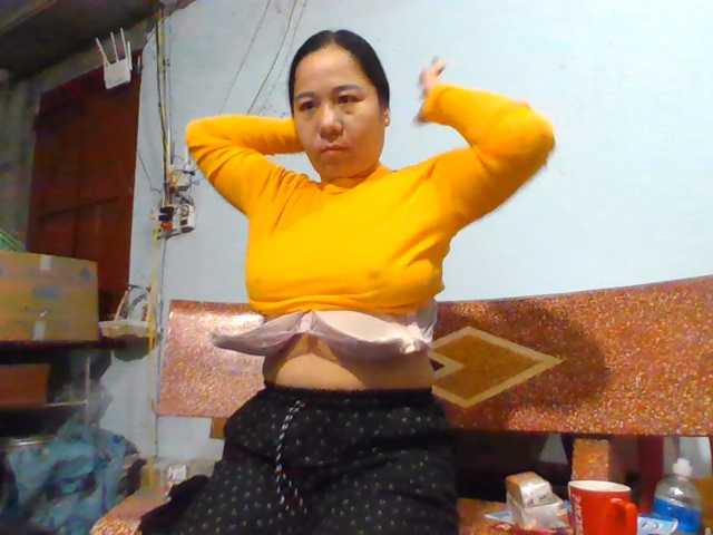 SexyQueen86 live cam on BongaCams