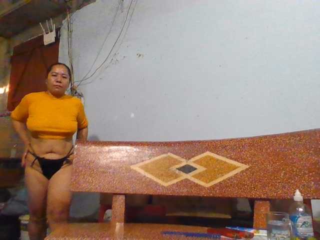 SexyQueen86 live cam on BongaCams