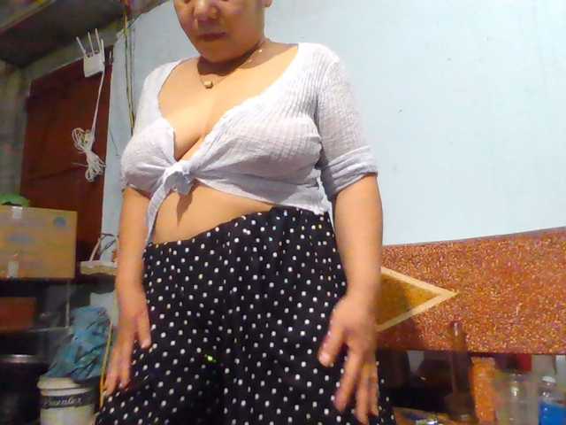SexyQueen86 live cam on BongaCams