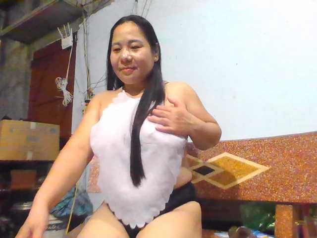 SexyQueen86 — live female cam