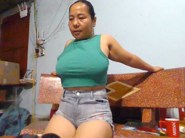 le modèle SexyQueen86 est en webcam porno dans un show sur le site bongacams, il possède les tags suivants: Asian,Brunette,Trimmed