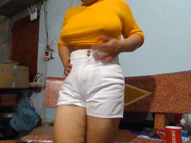 SexyQueen86 live cam on BongaCams