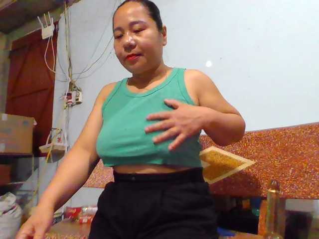 SexyQueen86 live cam on BongaCams