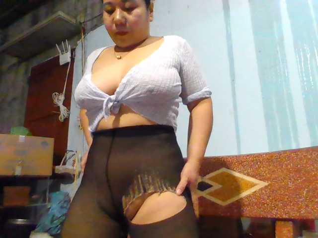 SexyQueen86 live cam on BongaCams