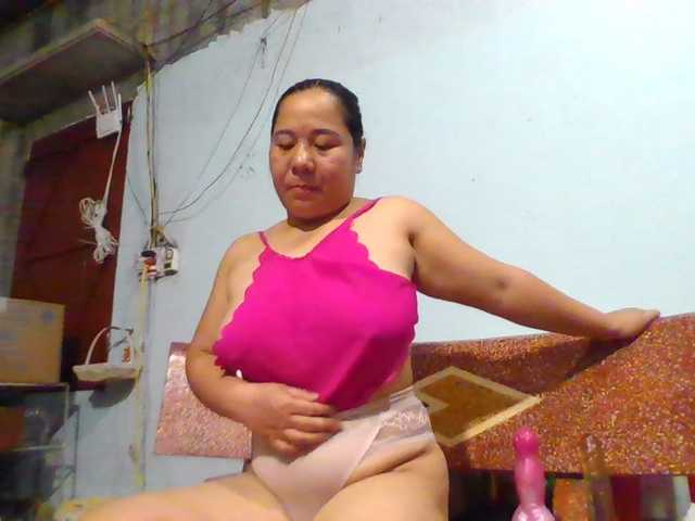 SexyQueen86 live cam on BongaCams
