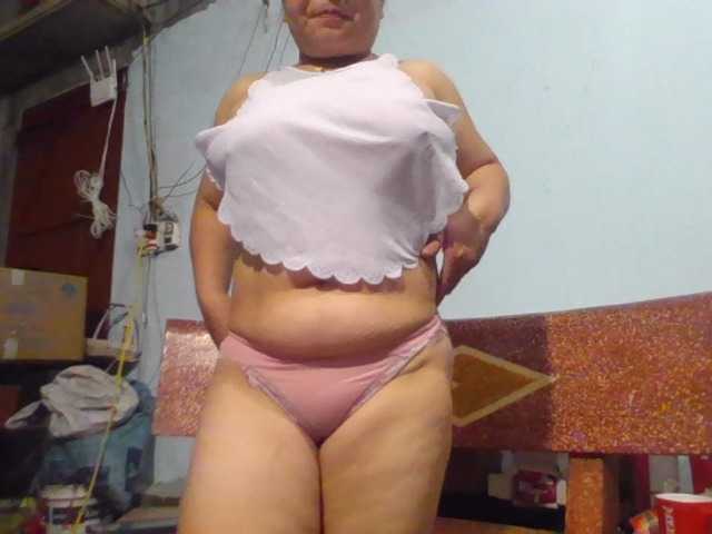 SexyQueen86 live cam on BongaCams