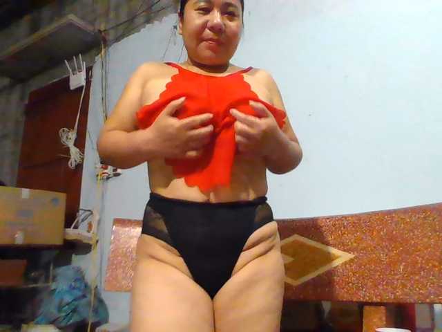 SexyQueen86 live cam on BongaCams