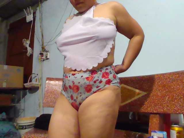 SexyQueen86 live webcam show