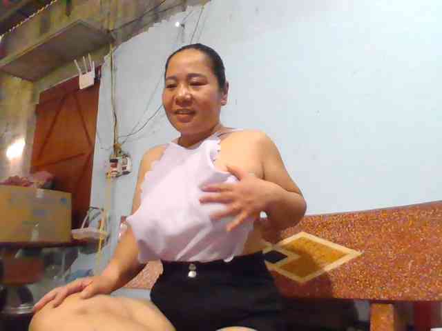 SexyQueen86 webcam