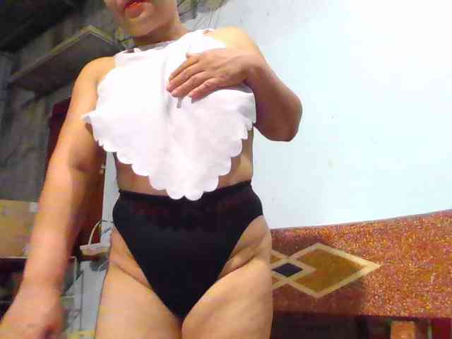 SexyQueen86 webcam