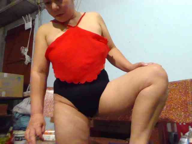 SexyQueen86 webcam