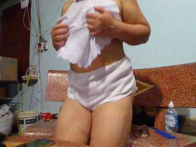 SexyQueen86 webcam