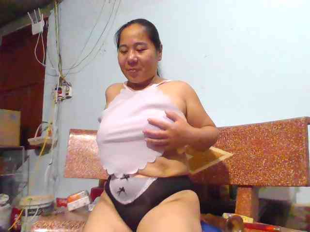 SexyQueen86 webcam