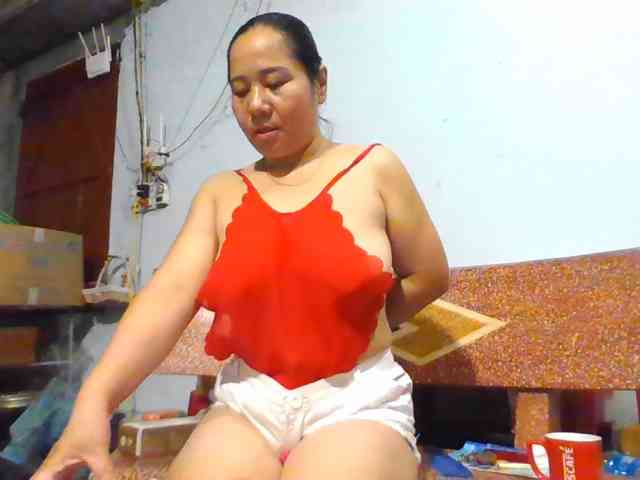 Model: SexyQueen86