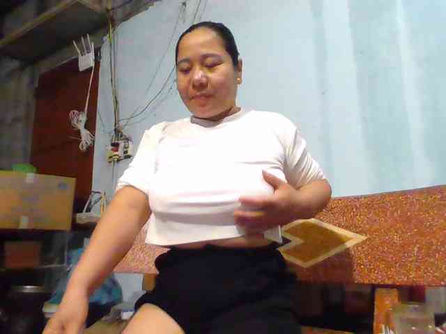 SexyQueen86 webcam