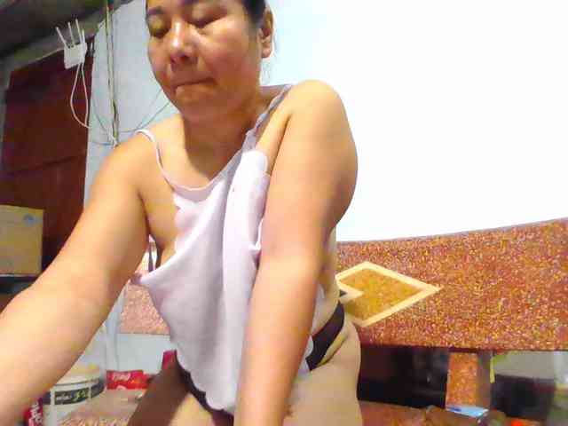 SexyQueen86 webcam