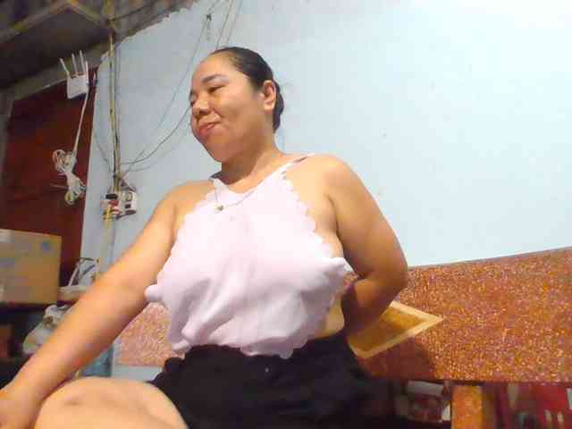 SexyQueen86 webcam