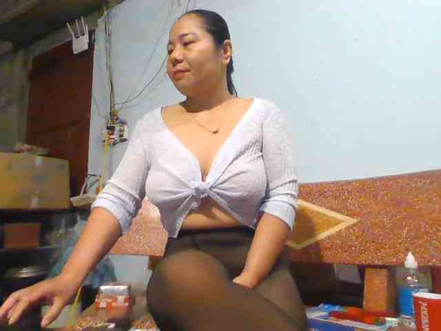 SexyQueen86's webcam live show