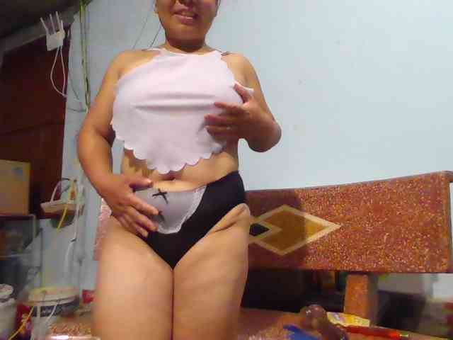 SexyQueen86 webcam
