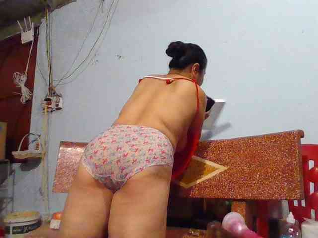 SexyQueen86 webcam