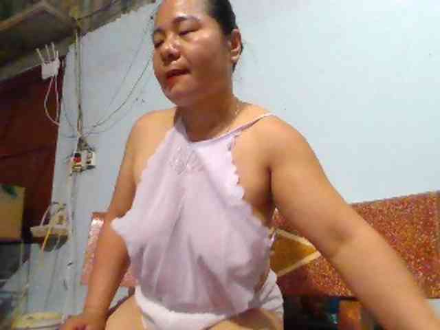 SexyQueen86 webcam
