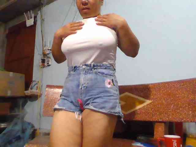 Model: SexyQueen86