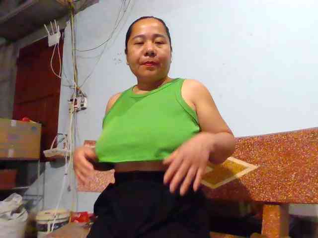 SexyQueen86 webcam