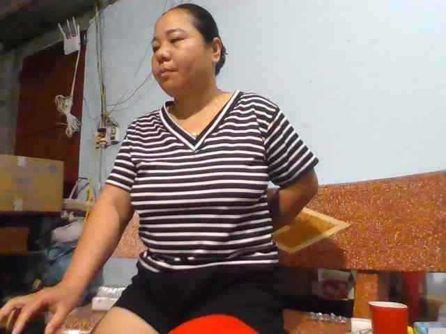 SexyQueen86 webcam