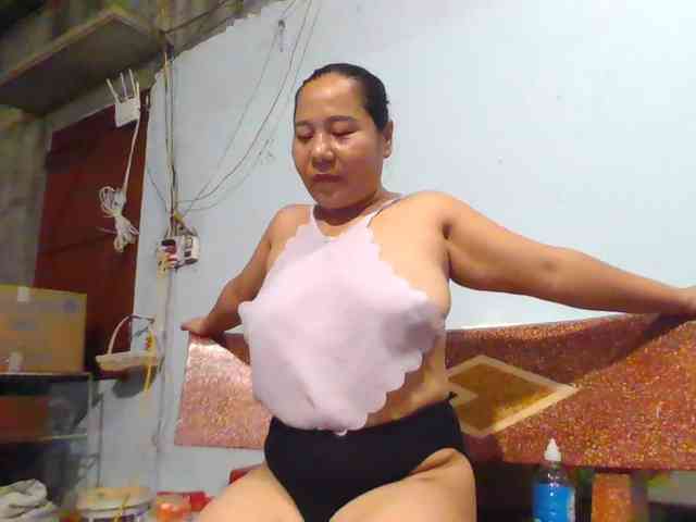 SexyQueen86 webcam